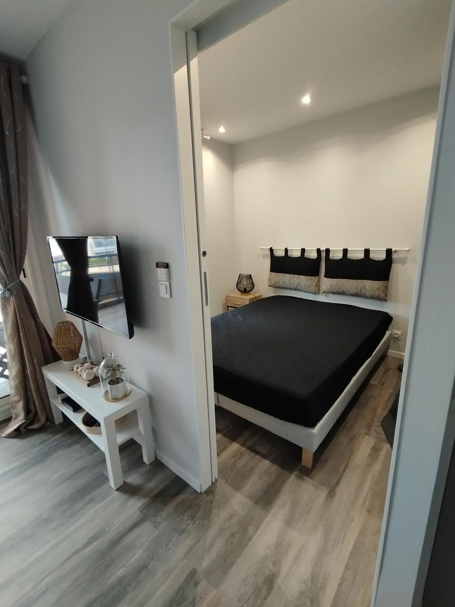 Appartement Port Frejus, Terrasse, Wifi, Clim, A 5' Fréjus