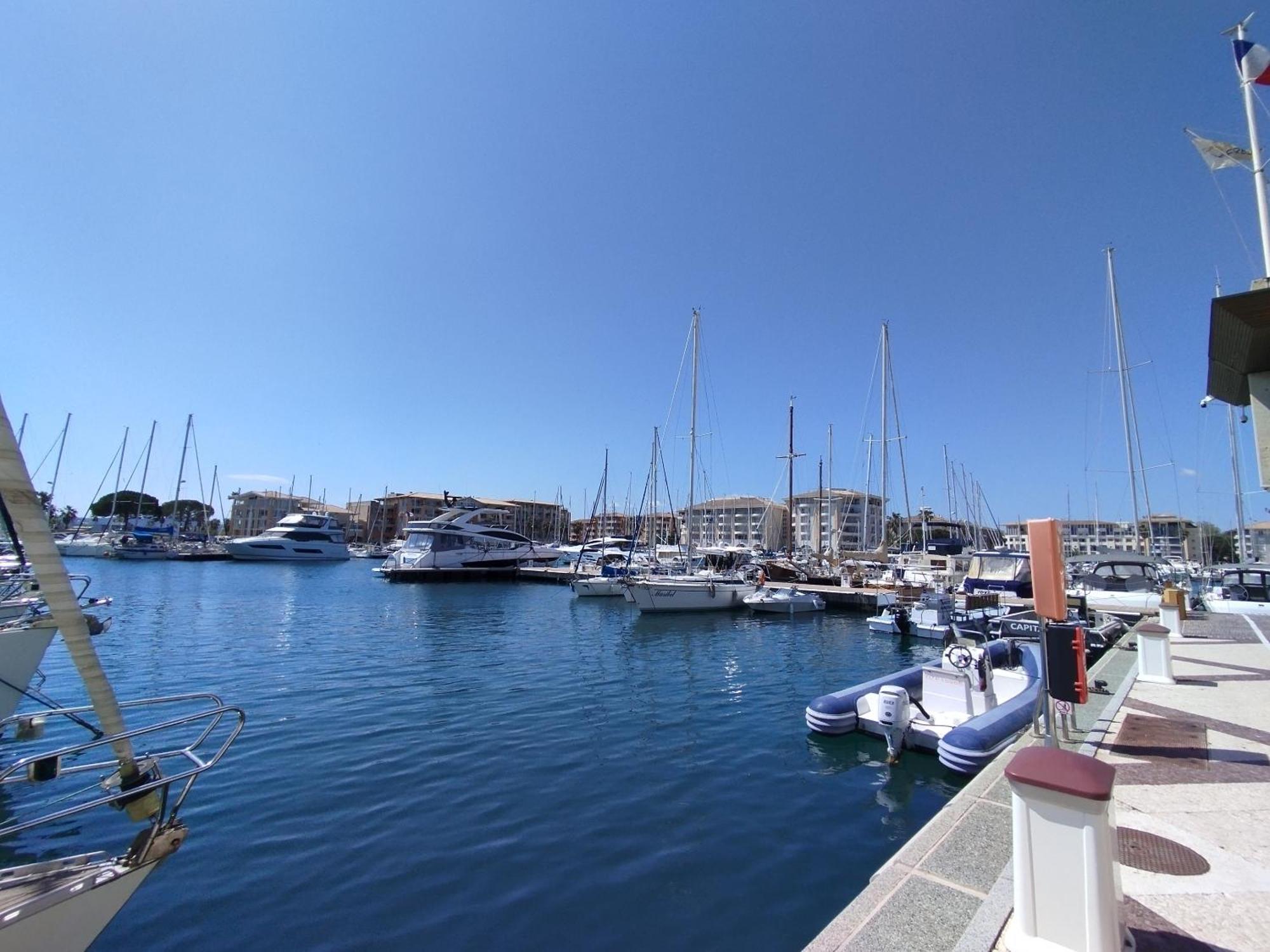 Port Frejus, Terrasse, Wifi, Clim, A 5' Appartement